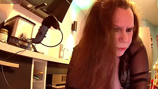 Endrocleia online show from 04/08/26, 08:21