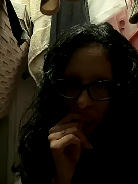 myloveforyouu online show from 11/05/25, 01:31