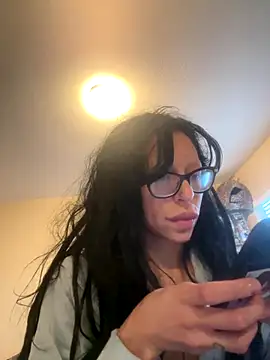 myloveforyouu online show from 12/17/25, 02:00