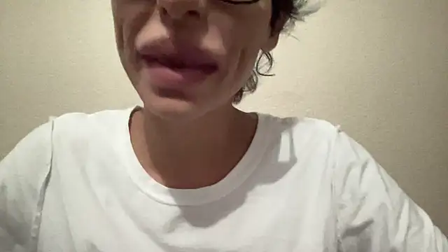 myloveforyouu online show from 04/28/26, 03:44