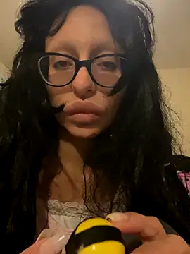 myloveforyouu online show from 11/11/25, 04:29