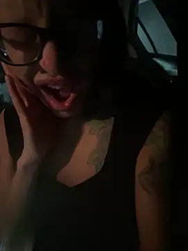 Snapshot of myloveforyouu chatting on 03/11/26, 02:27 myloveforyouu online show from 03/11/26, 02:27