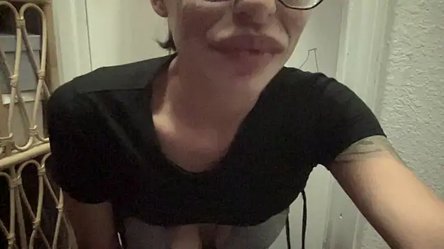 myloveforyouu online show from 02/16/26, 06:06