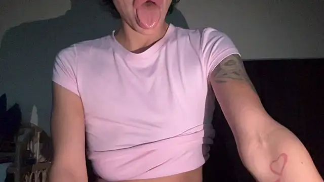 Snapshot of myloveforyouu chatting on 03/30/26, 12:28 myloveforyouu online show from 03/30/26, 12:28