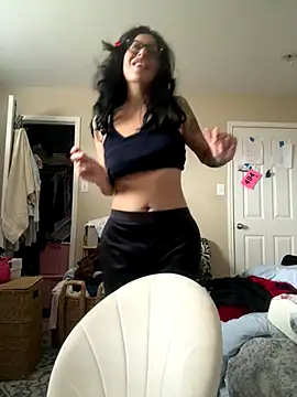 myloveforyouu online show from 11/24/25, 03:23