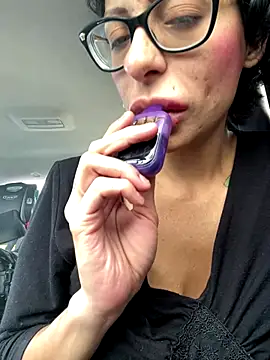 myloveforyouu online show from 11/01/25, 09:08