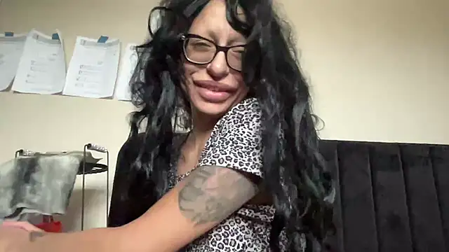 myloveforyouu online show from 04/30/26, 01:18