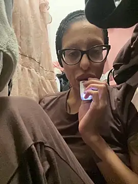 myloveforyouu online show from 11/29/25, 12:44