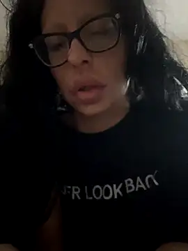 myloveforyouu online show from 12/01/25, 02:29