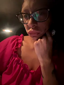 myloveforyouu online show from 10/11/25, 11:22