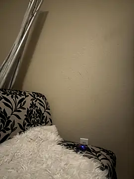 myloveforyouu online show from 10/30/25, 12:36