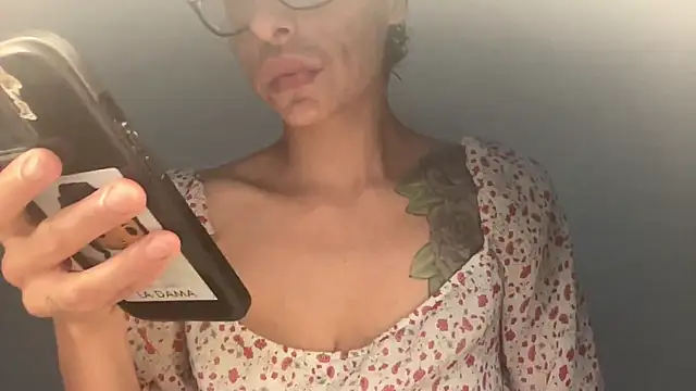 Snapshot of myloveforyouu chatting on 04/14/26, 11:54 myloveforyouu online show from 04/14/26, 11:54