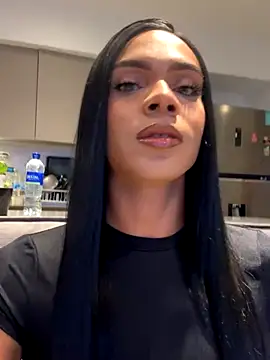 Snapshot of ANGELL06 chatting on 11/01/25, 03:57 ANGELL06 online show from 11/01/25, 03:57