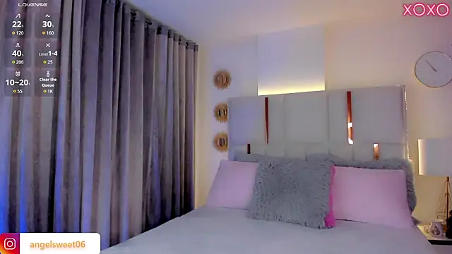 Snapshot of ANGELL06 chatting on 10/12/25, 04:03 ANGELL06 online show from 10/12/25, 04:03