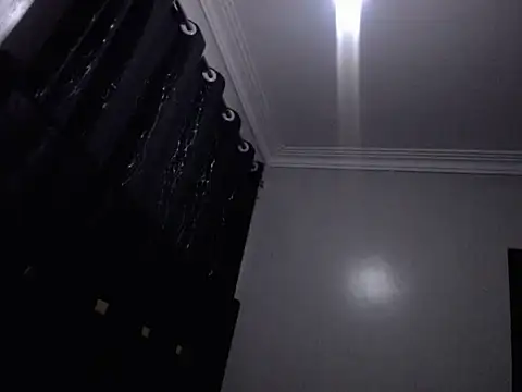 Snapshot of Cute_camilaa chatting on 11/18/25, 06:11 Cute camilaa online show from 11/18/25, 06:11