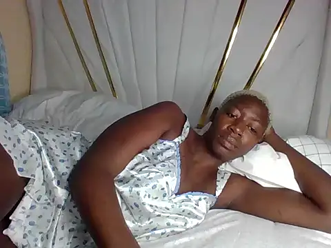 SquirtQueen16 online show from 11/25/25, 07:41