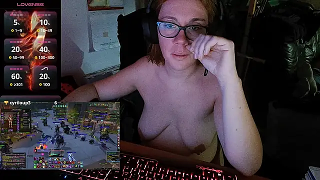 lili-hot-77 online show from 12/29/24, 08:04