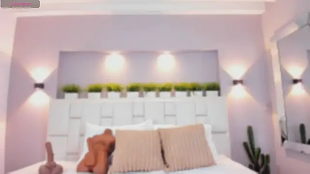 HelenaRoos online show from 02/20/26, 07:38