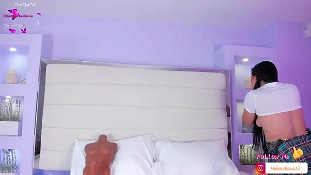 Snapshot of HelenaRoos chatting on 10/29/25, 07:24 HelenaRoos online show from 10/29/25, 07:24