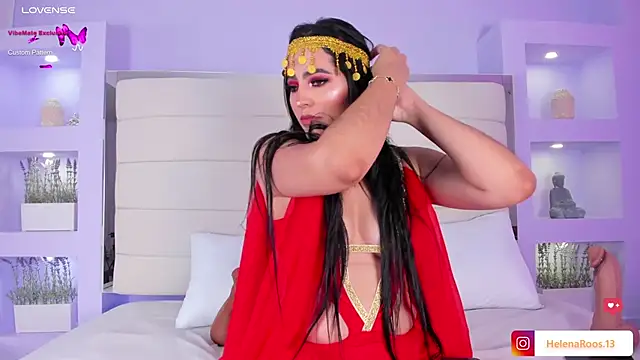 Snapshot of HelenaRoos chatting on 10/07/25, 07:37 HelenaRoos online show from 10/07/25, 07:37