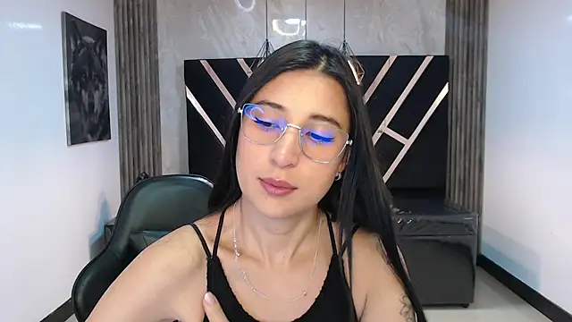 lizzyluk ch online show from 01/18/26, 12:19