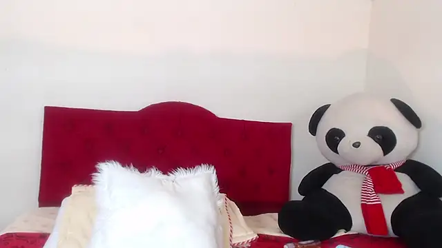 Luluu 08 online show from 02/15/25, 08:12