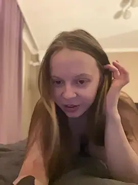 Snapshot of wrenlie chatting on 02/27/25, 05:58 wrenlie online show from 02/27/25, 05:58