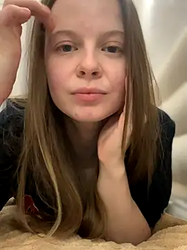 wrenlie online show from 11/15/25, 05:28