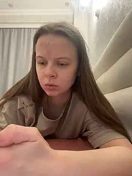 wrenlie online show from 12/15/25, 03:01