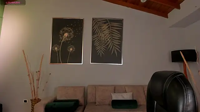 ValeriaRiveraX online show from 01/13/26, 03:43