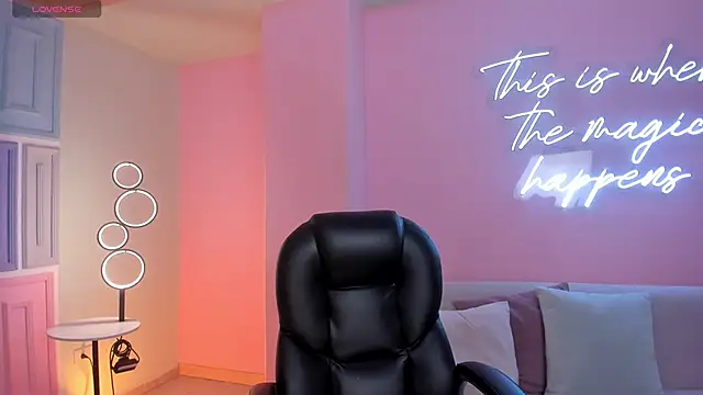 ValeriaRiveraX online show from 02/09/26, 05:27