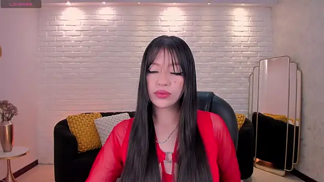 ValeriaRiveraX online show from 11/25/25, 04:57