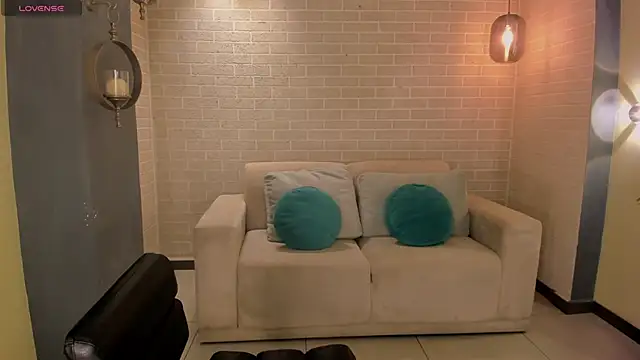 MariaHerrera  online show from 10/27/25, 07:59