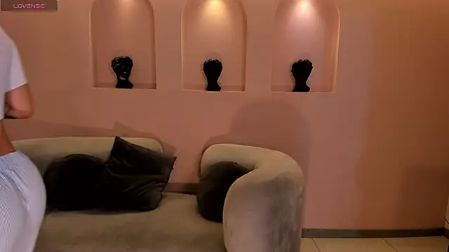 MariaHerrera  online show from 11/24/25, 12:32