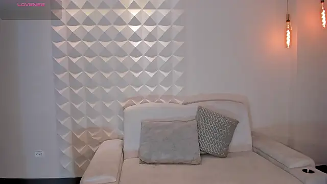 MariaHerrera  online show from 03/08/26, 02:04