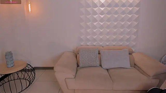 MariaHerrera  online show from 10/15/25, 09:01