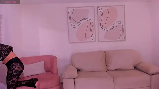 MariaHerrera  online show from 11/13/25, 09:51