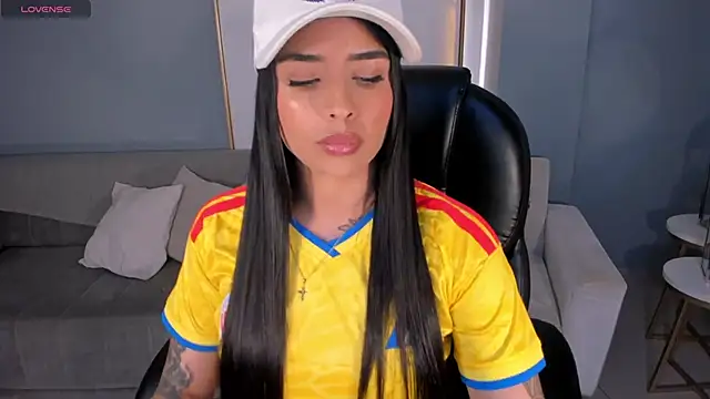 MariaHerrera  online show from 06/28/26, 02:51