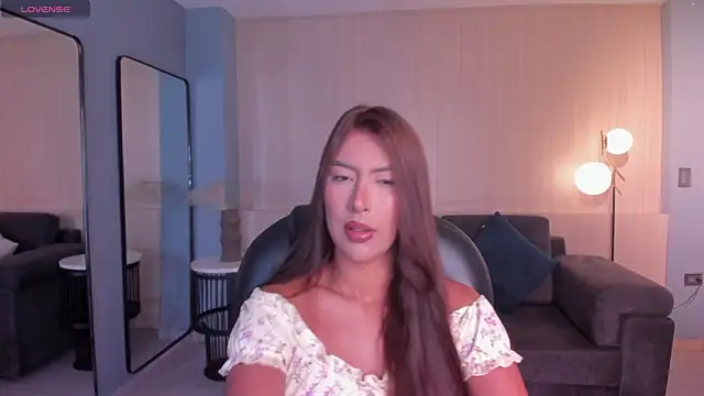 ArianaDumont online show from 05/26/26, 11:19