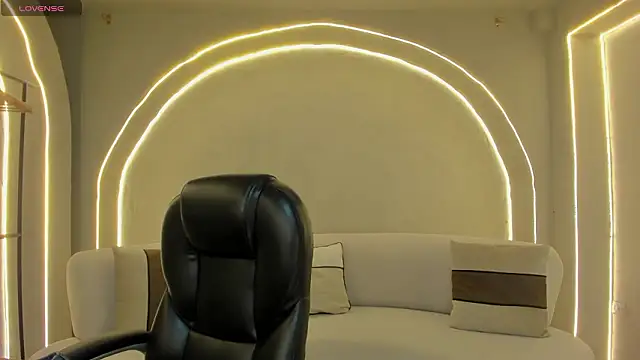 ArianaDumont online show from 03/04/26, 11:29