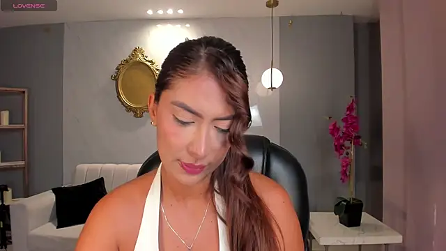 ArianaDumont online show from 04/11/26, 11:03