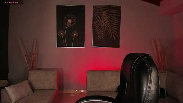 KatieStonne online show from 11/01/25, 03:57