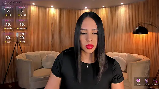 Snapshot of KatieStonne chatting on 09/23/25, 03:02 KatieStonne online show from 09/23/25, 03:02