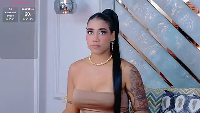 Salome Diaz  online show from 03/28/26, 04:57