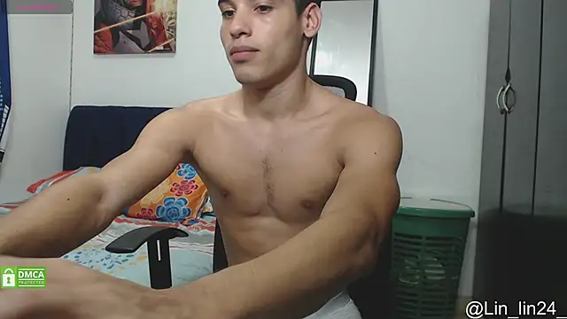 Snapshot of Babylin77 chatting on 12/05/24, 11:34 Babylin77 online show from 12/05/24, 11:34
