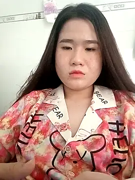 Snapshot of Sahara-lovexoxo chatting on 03/05/25, 04:56 Sahara-lovexoxo online show from 03/05/25, 04:56