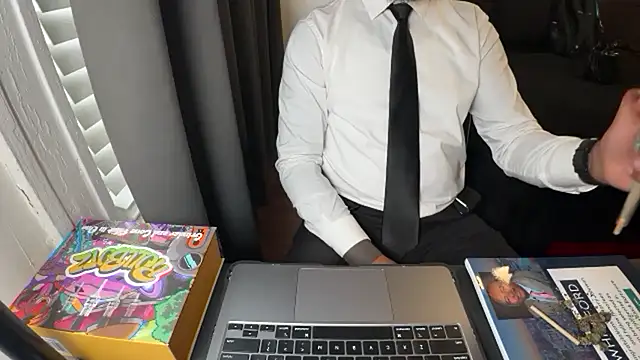 Snapshot of WyattBBC chatting on 09/25/25, 02:45 WyattBBC online show from 09/25/25, 02:45