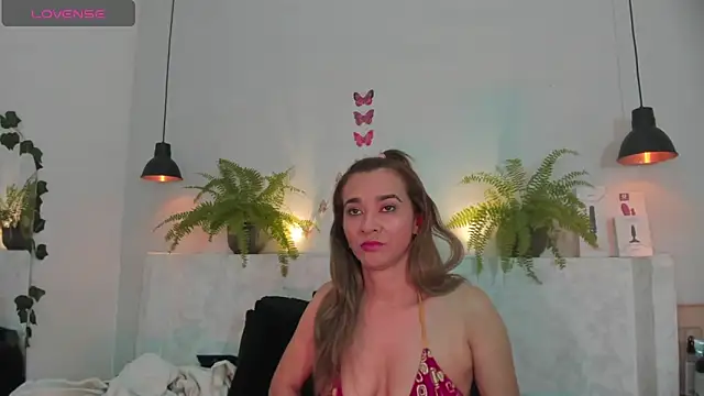 Snapshot of penelope_handaos chatting on 09/27/25, 08:42 penelope handaos online show from 09/27/25, 08:42