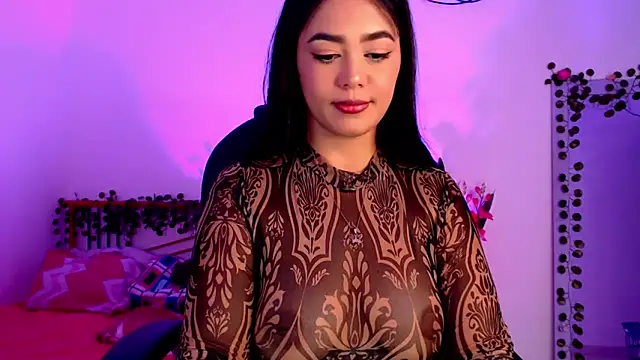azzahara069 online show from 05/15/26, 01:36