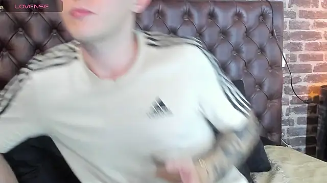 Dylanwhite23  online show from 01/17/26, 03:43